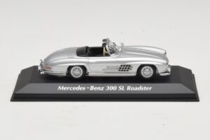 Mercedes 300 SL W198 Roadster Sudrabs Maxichamps 1:43 Mercedes 300 SL W198 Roadster Sudrabs Maxichamps 1:43 940039030 Metāls