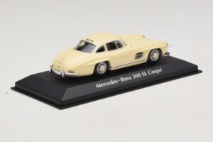 Mercedes 300 SL W198 Balts Maxichamps 1:43 940039002 Metāls — attēls 2 no 5