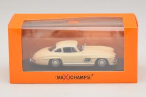 Mercedes 300 SL W198 Balts Maxichamps 1:43 940039002 Metāls — attēls 5 no 5
