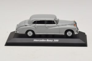 Mercedes 300 W186 Pelēks Maxichamps 1:43 Mercedes 300 W186 Pelēks Maxichamps 1:43 940039061 Metāls