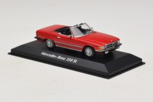 Mercedes 350 SL R107 Sarkans Maxichamps 1:43 940033432 Metāls — attēls 3 no 5