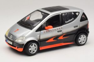 Mercedes A-Class W168 D. Coulthard Sudraba Maisto 1:18 35841 Metāls