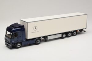 Mercedes Actros 1044 Zils Minichamps 1:43 B66000604 Metāls