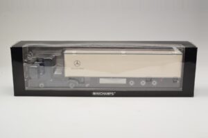 Mercedes Actros 1044 Zils Minichamps 1:43 B66000604 Metāls — attēls 6 no 7