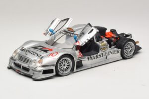 Mercedes CLK GTR #10 Warsteiner 1999 Maisto 1:18 38848 Metāls — attēls 2 no 8