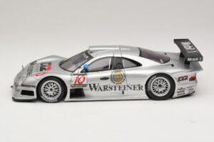 Mercedes CLK GTR #10 Warsteiner 1999 Maisto 1:18 38848 Metāls — attēls 4 no 8