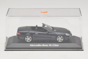 Mercedes SL R230 Zils Metālisks Maxichamps 1:43 940037531 Metāls — attēls 4 no 5