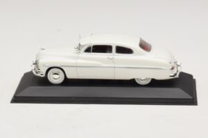 Mercury Monterey Balts Minichamps 1:43 Mercury Monterey Balts Minichamps 1:43 400082401 Metāls