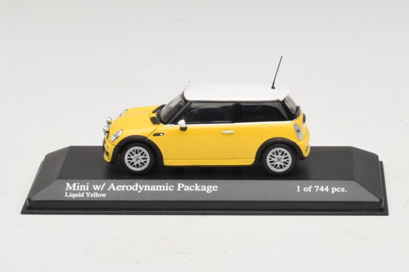Mini Cooper One R50 ar Aero Paku Dzeltens Minichamps 1:43 Mini Cooper One R50 ar Aero Paku Dzeltens Minichamps 1:43 431138274 Metāls