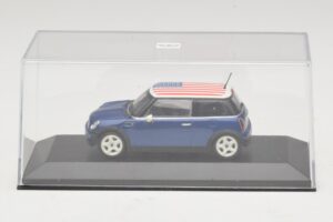 Mini Cooper S R53 Zils Ar Amerikas Karogu Minichamps 1:43 MINI014 Metāls — attēls 4 no 5