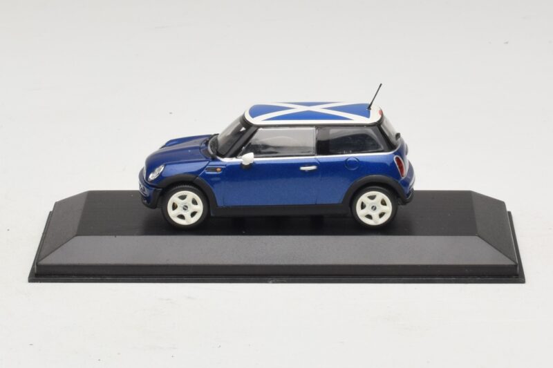 Mini Cooper S R53 Zils Ar Skotijas Karogu Minichamps 1:43 MINI016 Metāls