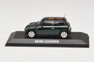 Mini Cooper S R53 Tumši Zaļš Ar Melnu Jumtu Minichamps 1:43 MINI023 Metāls