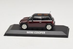 Mini Cooper S R53 Tumši Sarkans Ar Melnu Jumtu Minichamps 1:43 MINI028 Metāls