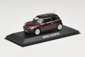 Mini Cooper S R53 Tumši Sarkans Ar Melnu Jumtu Minichamps 1:43 MINI028 Metāls — attēls 2 no 5