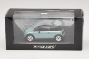 Mini Cooper S R53 Gaiši Zils Metālisks Ar Melnu Jumtu Minichamps 1:43 MINI030 Metāls — attēls 4 no 4