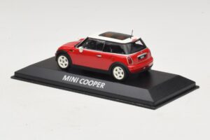 Mini Cooper S R53 Sarkans Ar Panorāmas Jumtu Minichamps 1:43 MINI024 Metāls — attēls 3 no 5