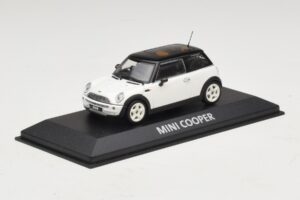 Mini Cooper S R53 Balts Ar Melnu Jumtu Minichamps 1:43 MINI027 Metāls — attēls 2 no 4