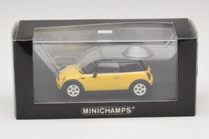 Mini Cooper S R53 Dzeltens Ar Melnu Jumtu Minichamps 1:43 MINI031 Metāls — attēls 4 no 4