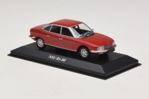 NSU Ro 80 Sarkans Maxichamps 1:43 940015402 Metāls — attēls 3 no 5