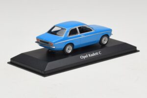 Opel Kadett C Zils Maxichamps 1:43 940045601 Metāls — attēls 2 no 5