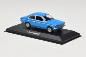 Opel Kadett C Zils Maxichamps 1:43 940045601 Metāls — attēls 3 no 5