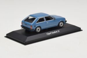 Opel Kadett D Zils Maxichamps 1:43 940044100 Metāls — attēls 2 no 5