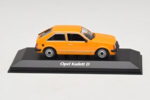 Opel Kadett D Oranžs Maxichamps 1:43 Opel Kadett D Oranžs Maxichamps 1:43 940044101 Metāls