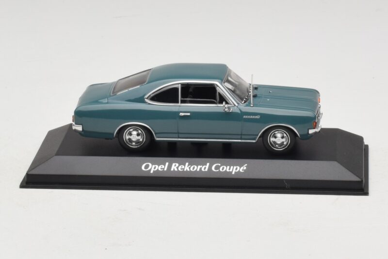 Opel Rekord C Kupeja Zils Maxichamps 1:43 940046121 Metāls