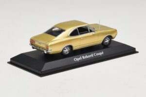 Opel Rekord C Kupeja Zeltains Maxichamps 1:43 940046120 Metāls — attēls 2 no 5