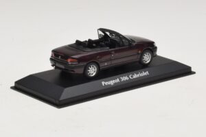 Peugeot 306 Kabriolets Violets Metālisks Maxichamps 1:43 940112834 Metāls — attēls 2 no 5