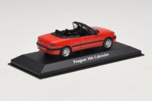 Peugeot 306 Kabriolets Sarkans Maxichamps 1:43 940112830 Metāls — attēls 2 no 5