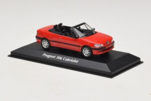 Peugeot 306 Kabriolets Sarkans Maxichamps 1:43 940112830 Metāls — attēls 3 no 5
