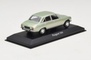 Peugeot 504 Gaiši Zaļš Metālisks Maxichamps 1:43 940112501 Metāls — attēls 2 no 5