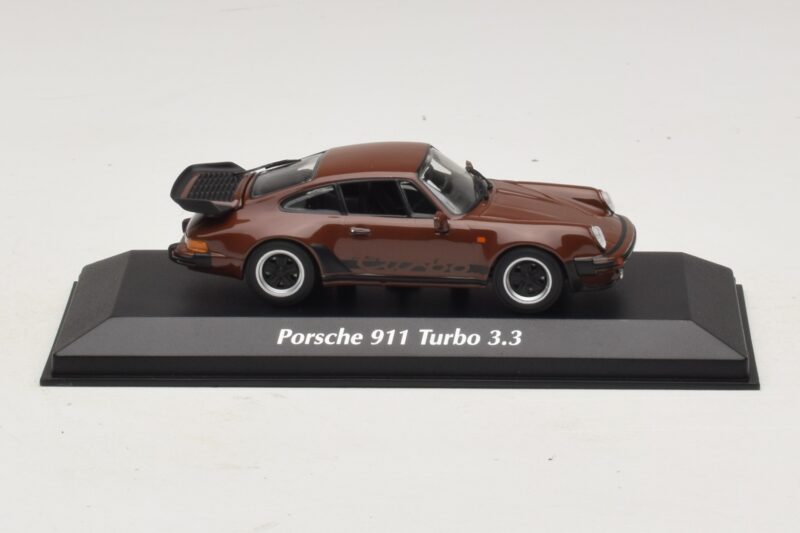 Porsche 911 930 Turbo 3.3 Brūns Maxichamps 1:43 940069001 Metāls