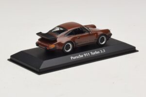 Porsche 911 930 Turbo 3.3 Brūns Maxichamps 1:43 940069001 Metāls — attēls 2 no 5