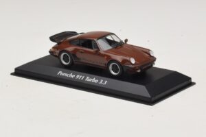 Porsche 911 930 Turbo 3.3 Brūns Maxichamps 1:43 940069001 Metāls — attēls 3 no 5