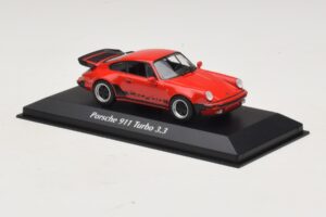 Porsche 911 930 Turbo 3.3 Sarkans Maxichamps 1:43 940069000 Metāls — attēls 3 no 5