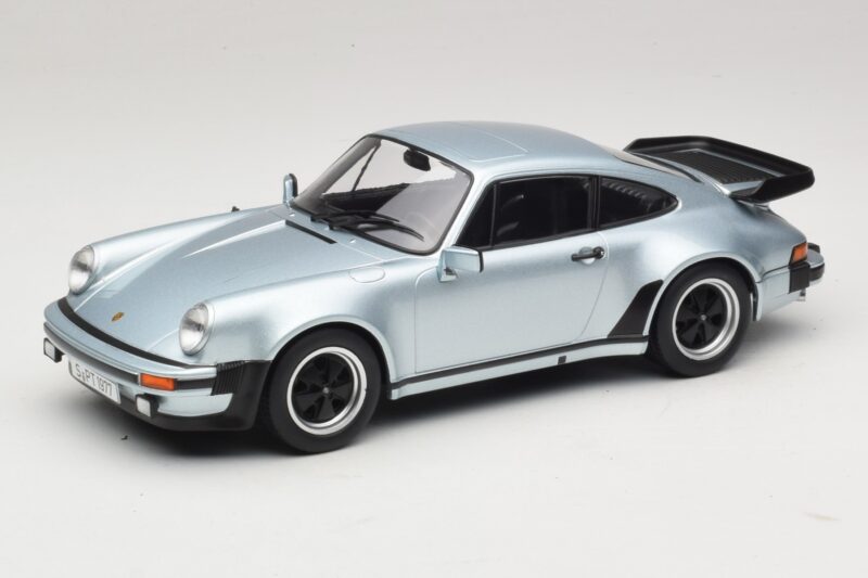 Porsche 911 930 Turbo 3.3 Sudrabs KK-Scale 1:18 KKDC181444 Metāls