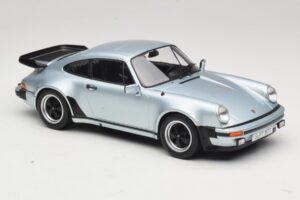 Porsche 911 930 Turbo 3.3 Sudrabs KK-Scale 1:18 KKDC181444 Metāls — attēls 4 no 6