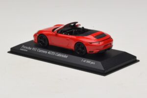Porsche 911 991.1 Carrera 4 GTS Kabriolets Sarkans Minichamps 1:43 410067330 Metāls — attēls 3 no 5
