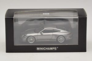 Porsche 911 991.1 R Sudrabains Minichamps 1:43 410066224 Metāls — attēls 5 no 5