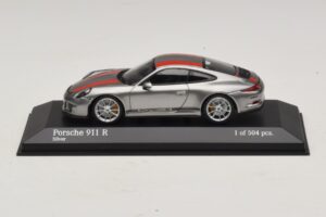 Porsche 911 991.1 R Sudrabains Ar Oranžām Svītrām Minichamps 1:43 410066222 Metāls