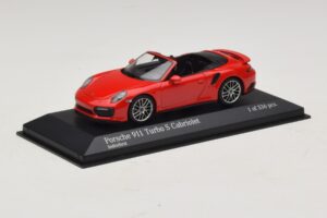 Porsche 911 991.1 Turbo S Kabriolets Sarkans Minichamps 1:43 410067180 Metāls — attēls 2 no 5