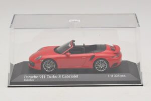 Porsche 911 991.1 Turbo S Kabriolets Sarkans Minichamps 1:43 410067180 Metāls — attēls 4 no 5