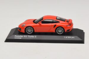 Porsche 911 991.1 Turbo S Oranžs Minichamps 1:43 410067171 Metāls