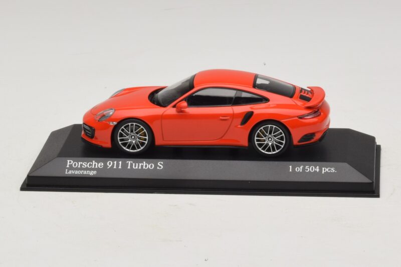 Porsche 911 991.1 Turbo S Oranžs Minichamps 1:43 410067171 Metāls