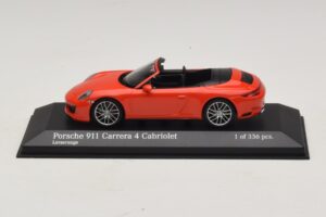 Porsche 911 991.2 Carrera 4 Kabriolets Oranžs Minichamps 1:43 410067231 Metāls