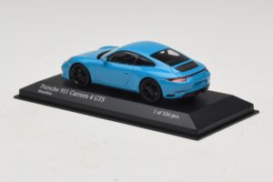 Porsche 911 991.2 Carrera 4 GTS Miami Blue Minichamps 1:43 410067322 Metāls — attēls 3 no 5