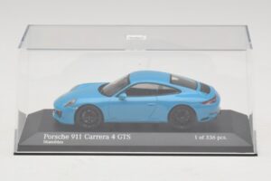 Porsche 911 991.2 Carrera 4 GTS Miami Blue Minichamps 1:43 410067322 Metāls — attēls 4 no 5
