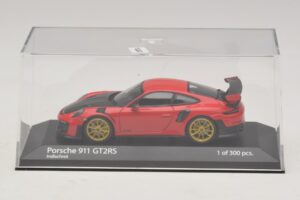 Porsche 911 991.2 GT2 RS Sarkans Minichamps 1:43 410067227 Metāls — attēls 4 no 5
